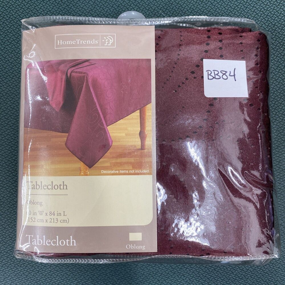 NIP Home Trends Carissa Leaf  Bordeaux Fabric Tablecloth 60 x 84 Oblong Dining